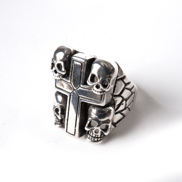 Catacomb Cross ring (1of1)